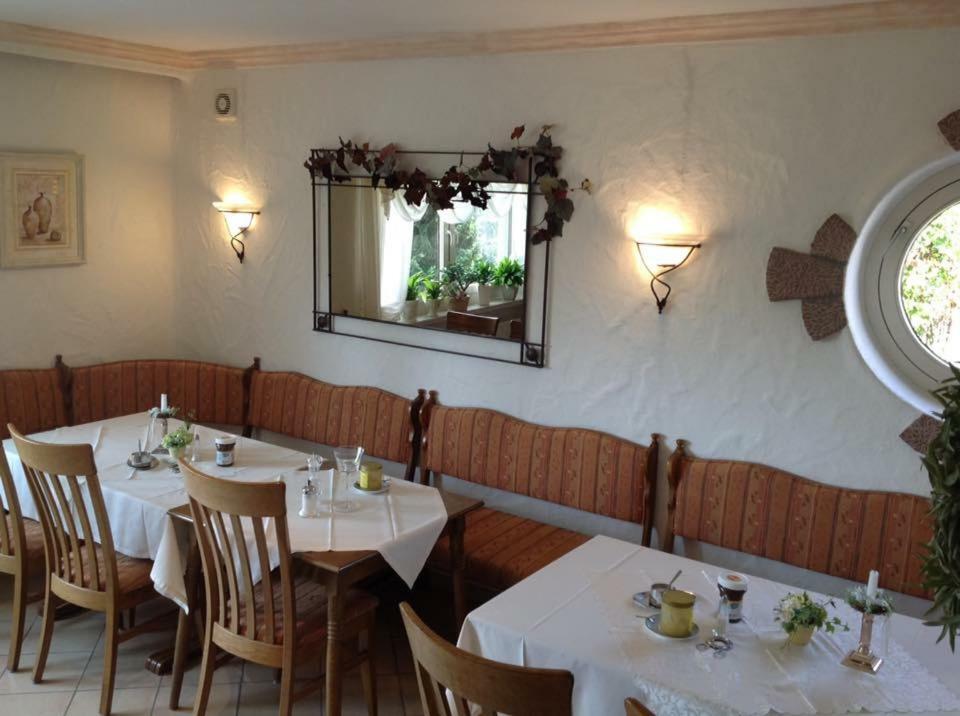 Haus Diana Bed & Breakfast Dottingen  Luaran gambar