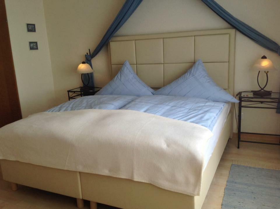 Haus Diana Bed & Breakfast Dottingen  Luaran gambar